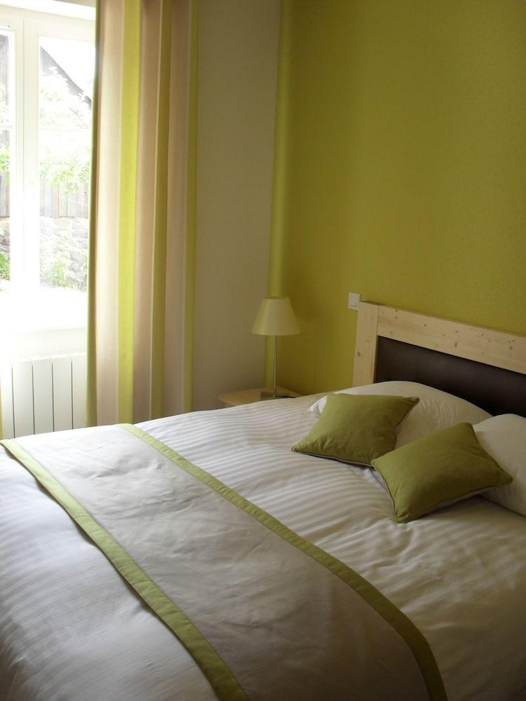 Hotel Du Koenigsbourg- Entre Vignes Et Chateau 3*